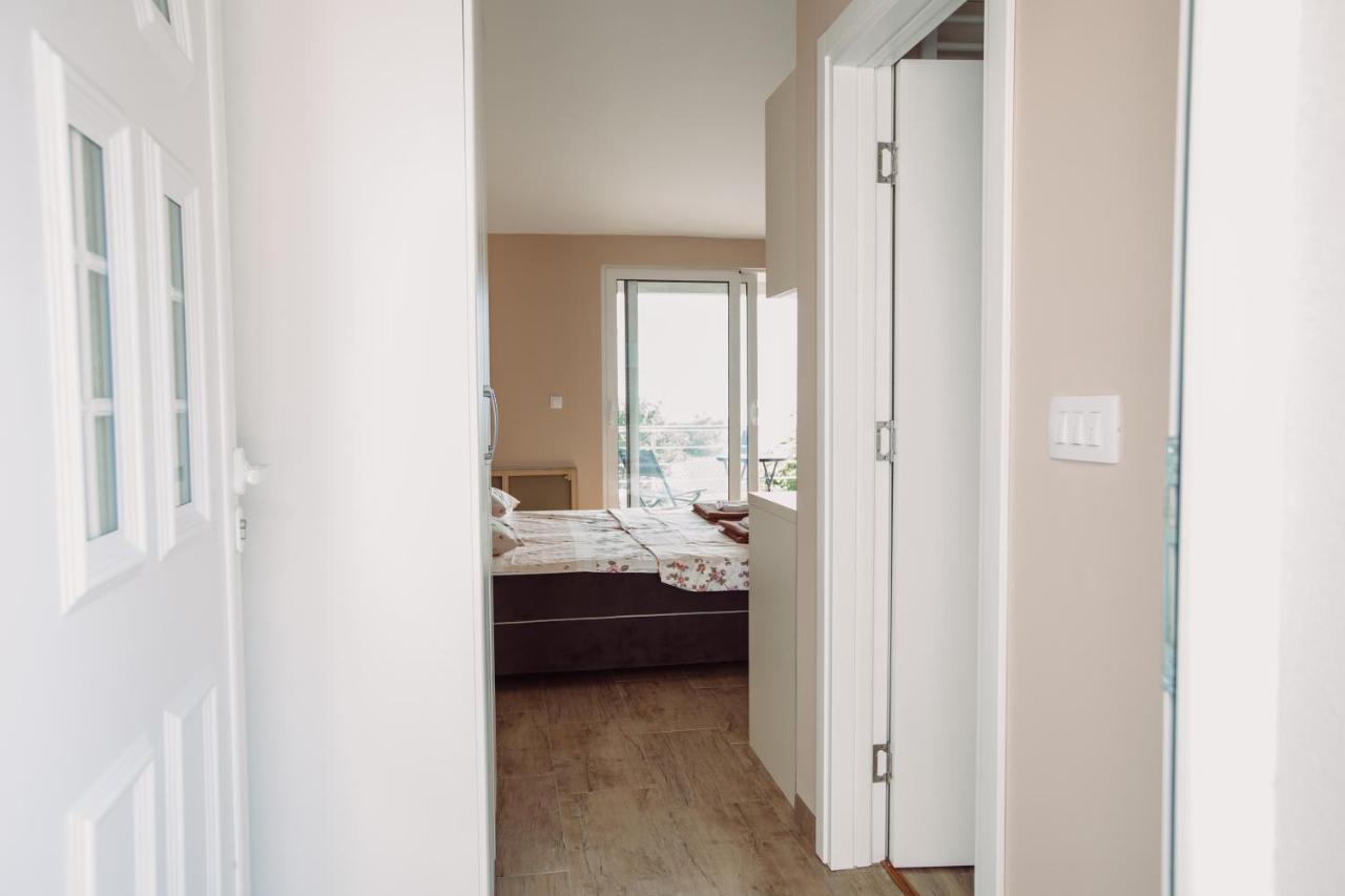 Apartmani Peko โกตอร์ ภายนอก รูปภาพ