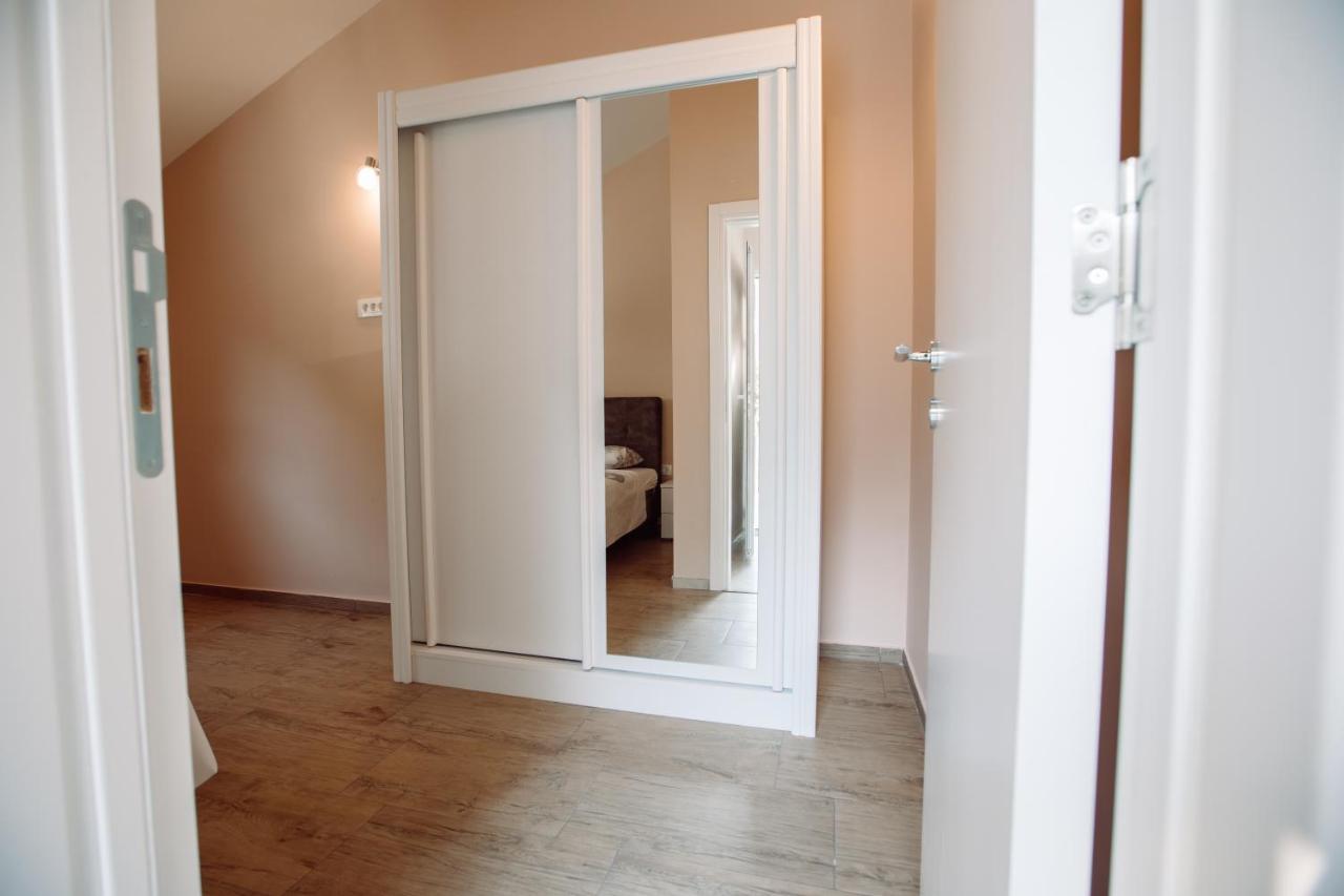Apartmani Peko โกตอร์ ภายนอก รูปภาพ