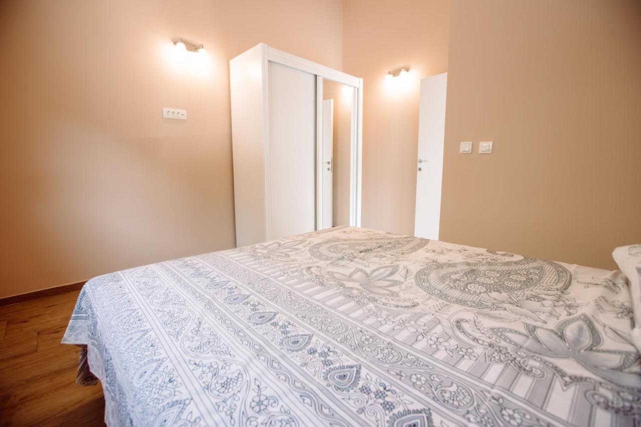 Apartmani Peko โกตอร์ ภายนอก รูปภาพ
