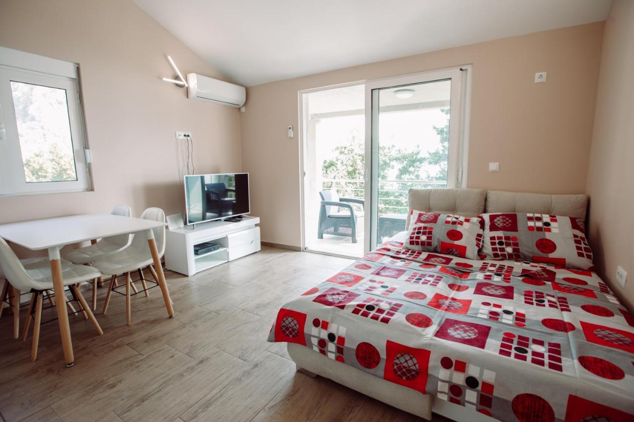 Apartmani Peko โกตอร์ ภายนอก รูปภาพ